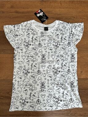 NWT Disney Mickey Mouse White Women’s Size Medium Graphic Tee